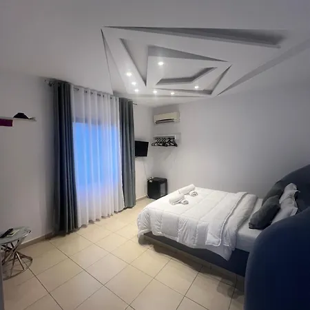 Golden Flower Tirana