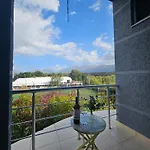 Hotel Golden Flower