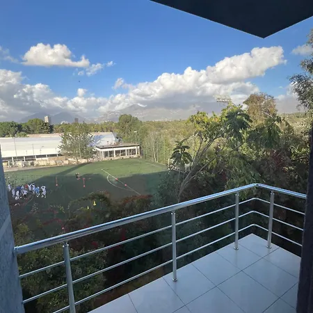 Golden Flower 3* ティラナ