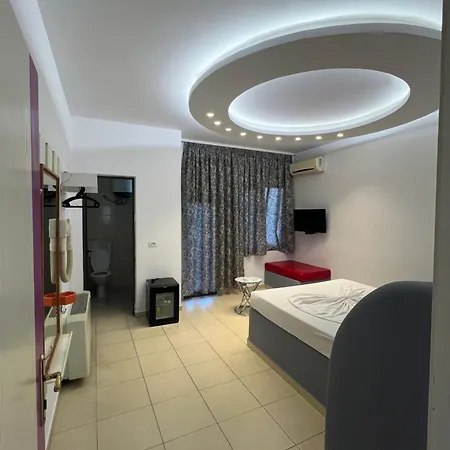 Golden Flower 3* Тирана