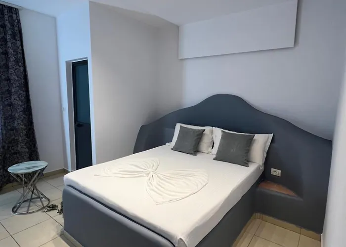 ホテル Golden Flower