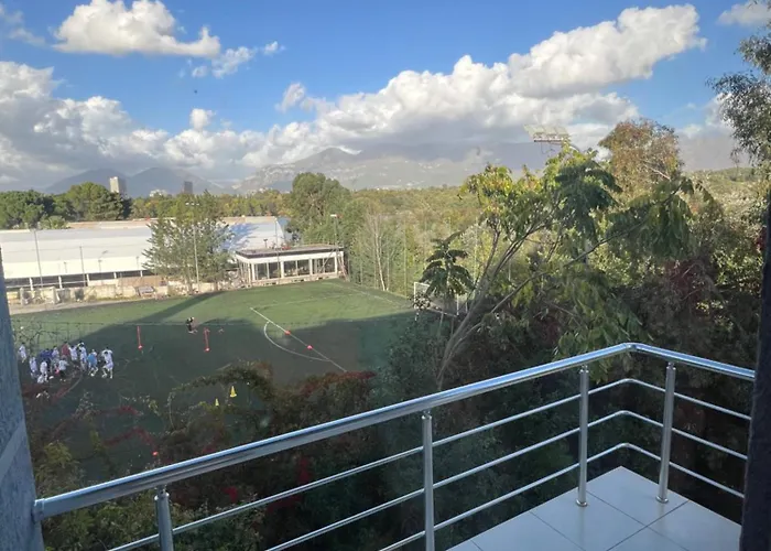 Golden Flower 3* Tirana